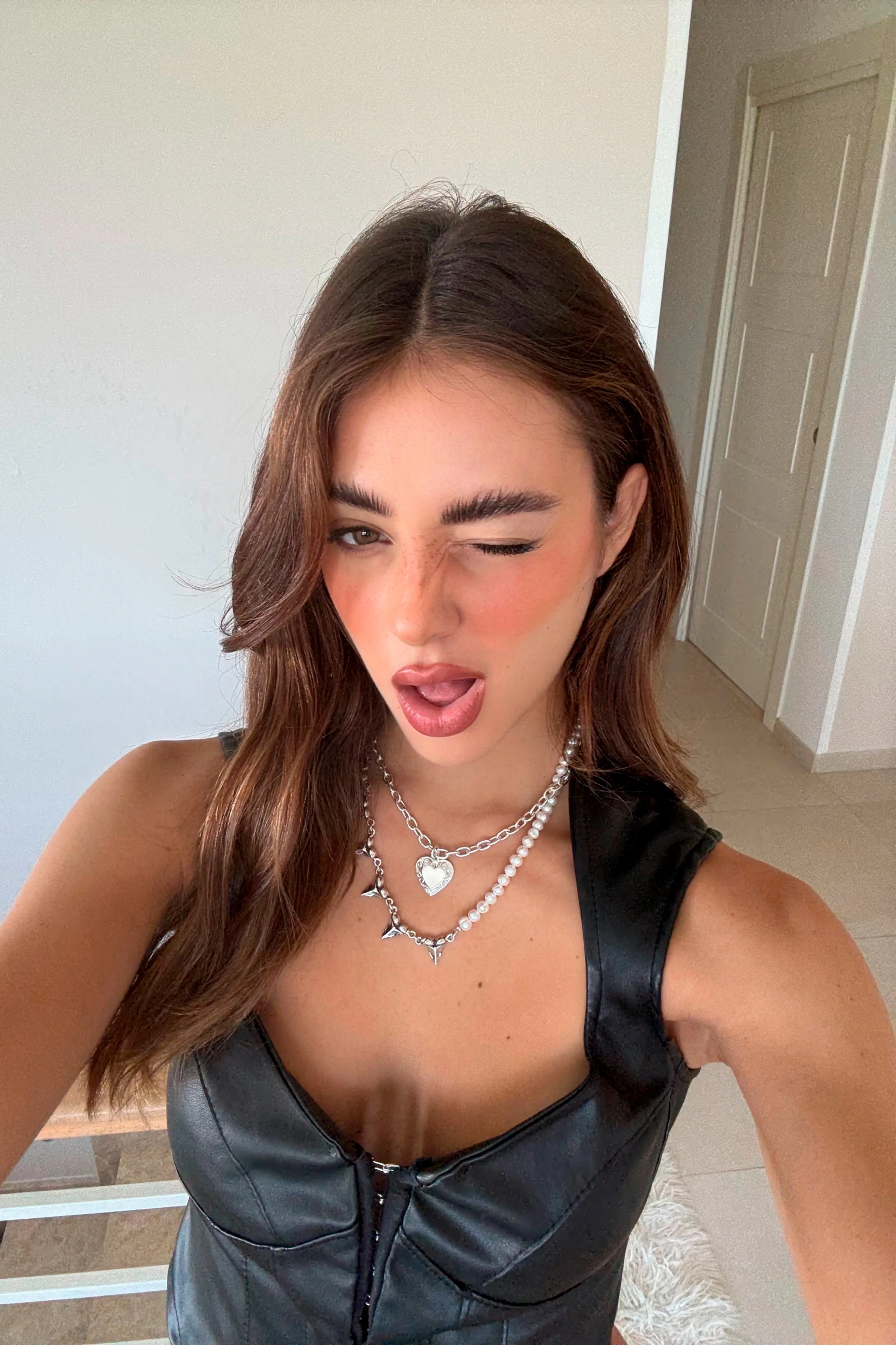 AMOUR NECKLACE - Image 6