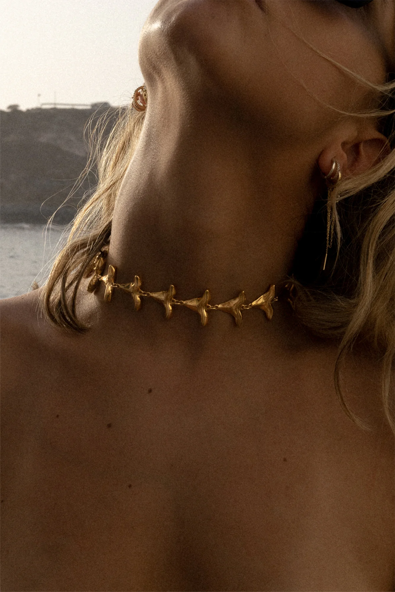 DEEP BLUE NECKLACE - Image 6