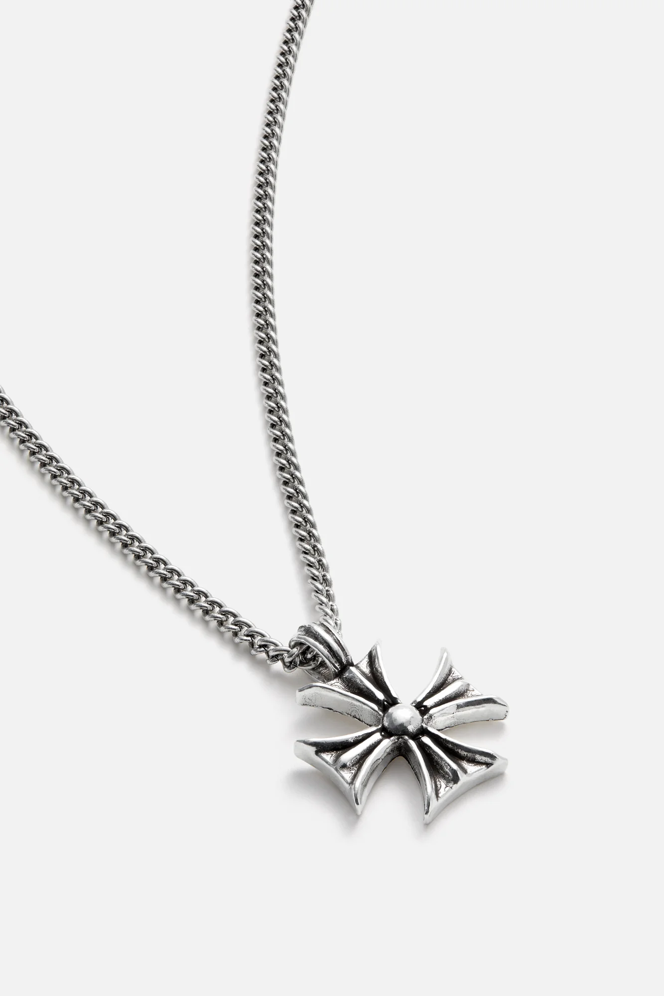 DEIÀ CROSS NECKLACE - Image 3