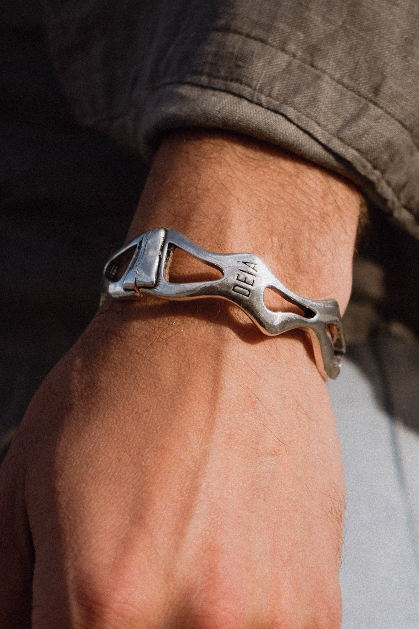 LAVA BRACELET - Image 6